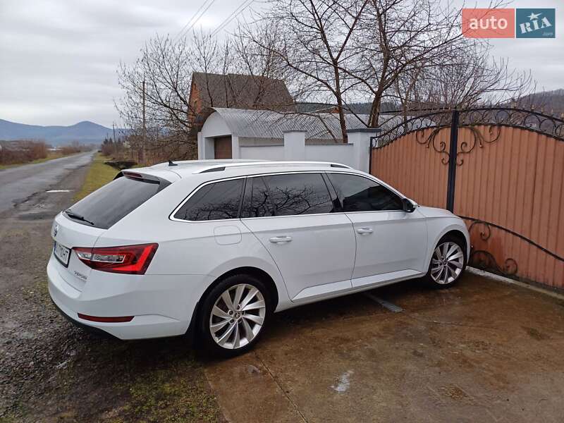 Универсал Skoda Superb 2015 в Ольховке