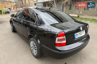 Лифтбек Skoda Superb 2007 в 