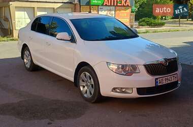 Лифтбек Skoda Superb 2009 в 