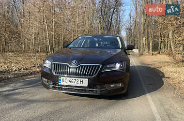 Универсал Skoda Superb 2019 в Луцке