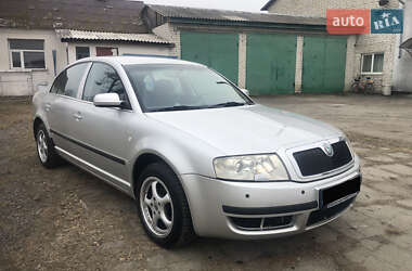 Лифтбек Skoda Superb 2006 в Рокитном