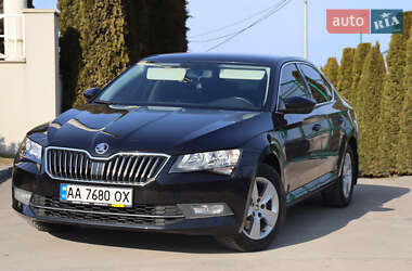 Ліфтбек Skoda Superb 2015 в Львові