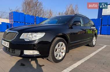 Универсал Skoda Superb 2011 в 