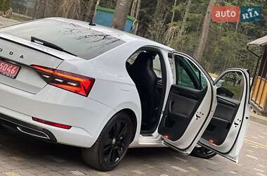 Лифтбек Skoda Superb 2021 в Трускавце