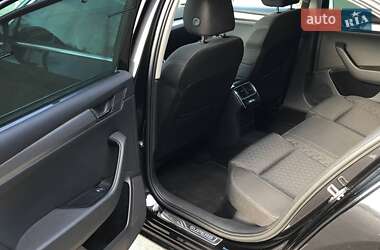 Лифтбек Skoda Superb 2017 в 