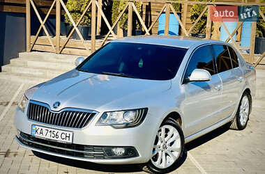 Лифтбек Skoda Superb 2013 в Кривом Роге