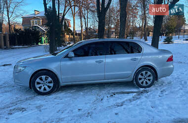 Лифтбек Skoda Superb 2012 в Киеве