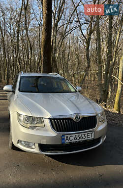 Универсал Skoda Superb 2010 в Луцке