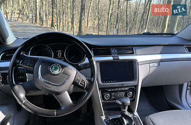 Универсал Skoda Superb 2010 в Луцке