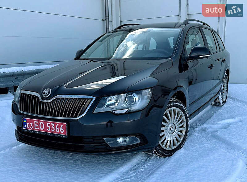 Универсал Skoda Superb 2013 в Киеве