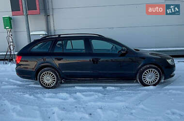 Универсал Skoda Superb 2013 в Киеве