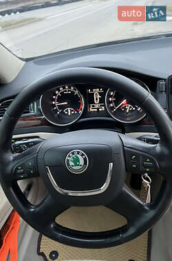 Лифтбек Skoda Superb 2008 в Львове