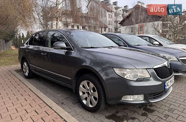 Лифтбек Skoda Superb 2008 в Кривом Роге