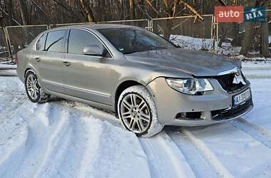 Ліфтбек Skoda Superb 2009 в Києві