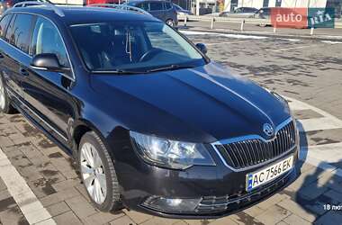 Универсал Skoda Superb 2015 в Луцке