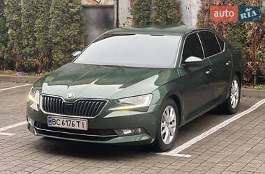 Лифтбек Skoda Superb 2018 в Пустомытах