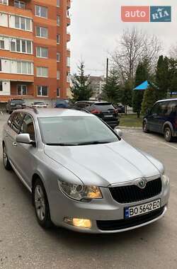 Универсал Skoda Superb 2013 в Тернополе