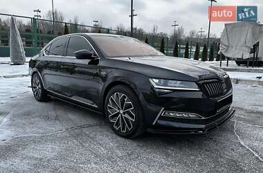 Лифтбек Skoda Superb 2019 в Днепре