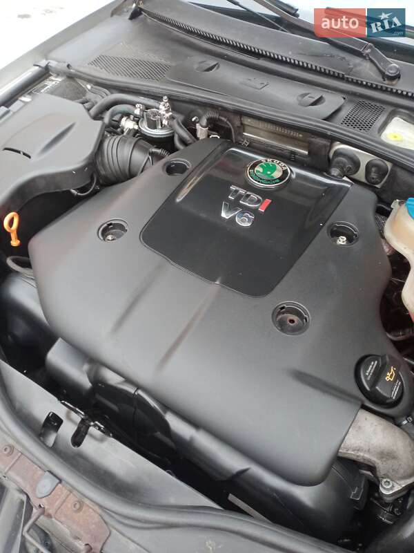 Лифтбек Skoda Superb 2003 в Запорожье
