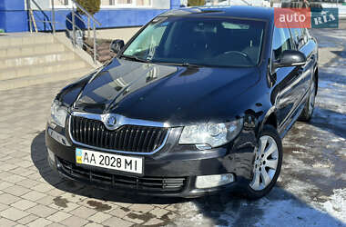 Лифтбек Skoda Superb 2010 в Сарнах