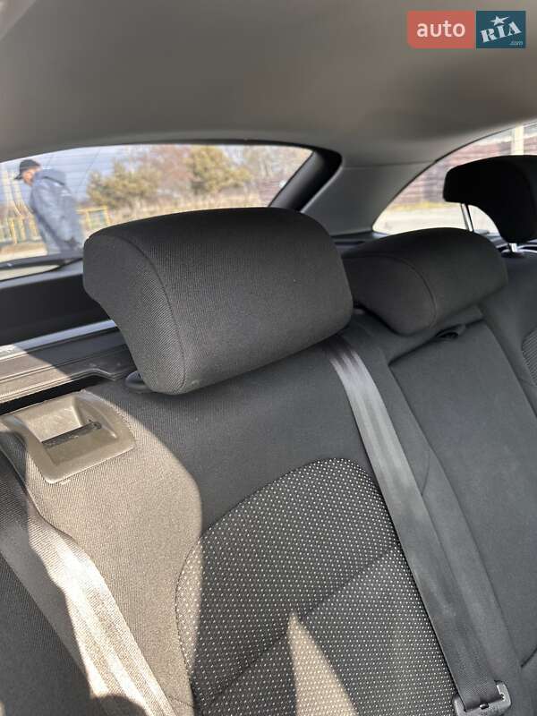 Универсал Skoda Superb 2013 в Ровно