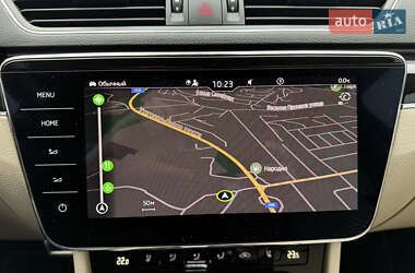 Ліфтбек Skoda Superb 2022 в 