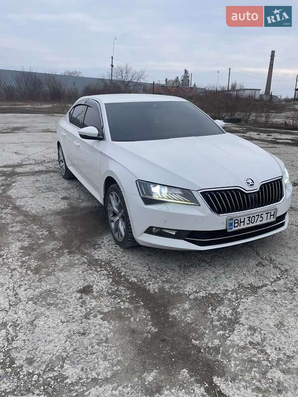 Лифтбек Skoda Superb 2017 в Подольске