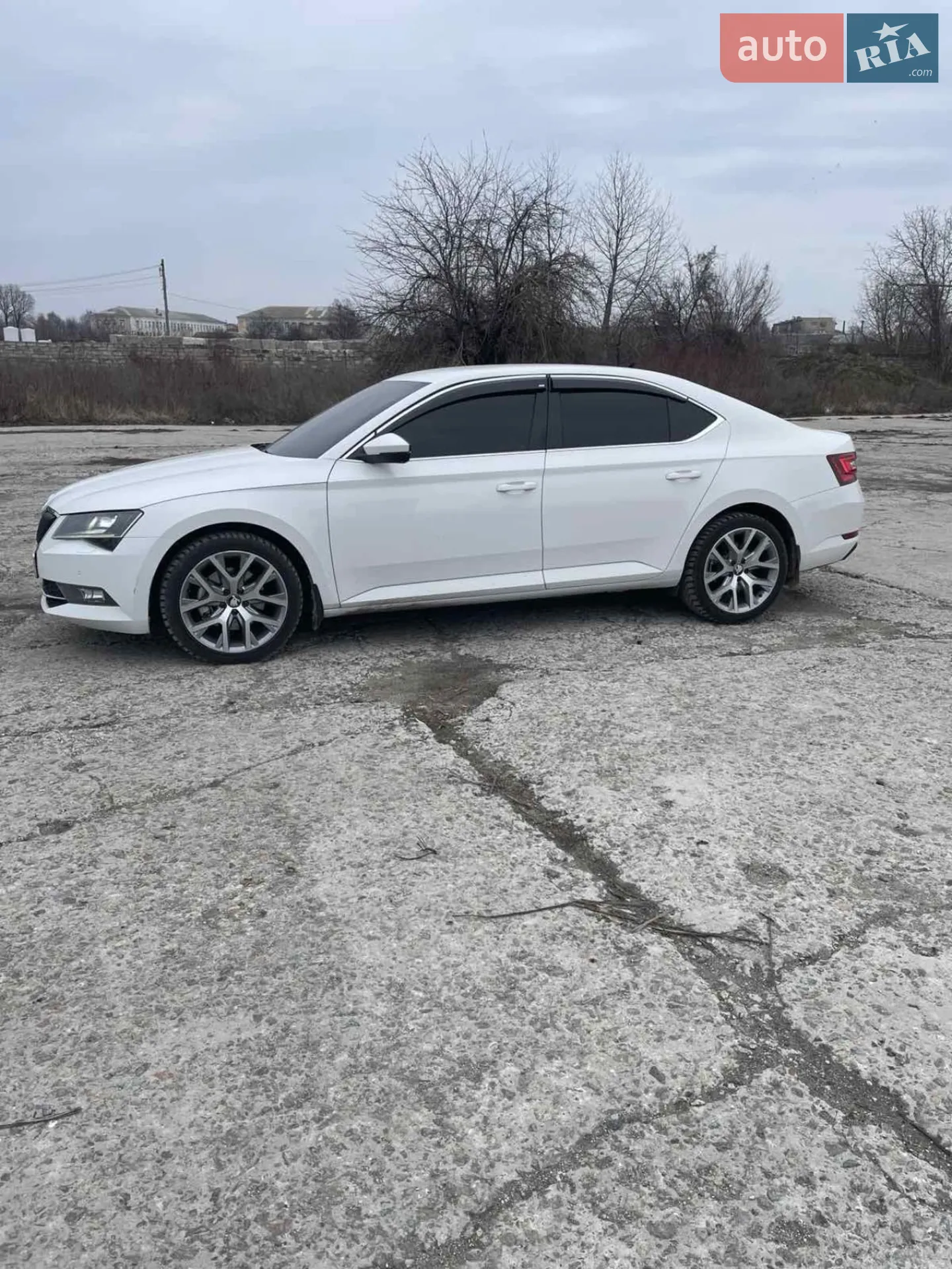 2017 Skoda Superb - мініатюра 4