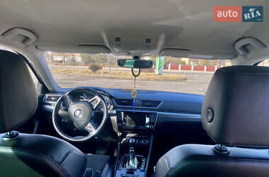 Ліфтбек Skoda Superb 2015 в 