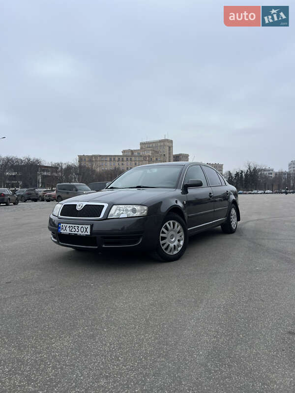 Ліфтбек Skoda Superb 2006 в 