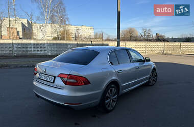 Ліфтбек Skoda Superb 2013 в Червонограді