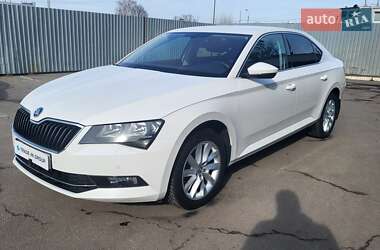 Лифтбек Skoda Superb 2019 в Киеве