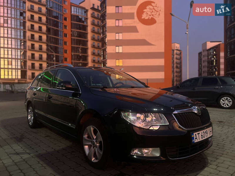Skoda Superb 2011