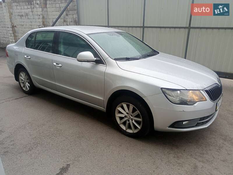 Ліфтбек Skoda Superb 2014 в Києві