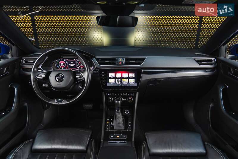 Универсал Skoda Superb 2020 в Луцке