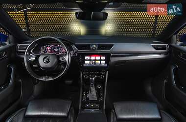 Універсал Skoda Superb 2020 в 