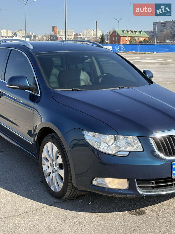 Универсал Skoda Superb 2012 в Харькове