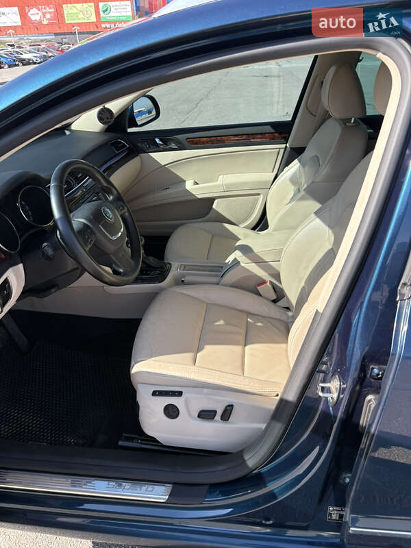 Универсал Skoda Superb 2012 в Харькове