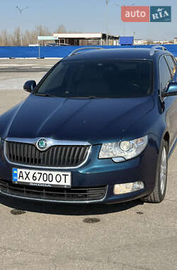Универсал Skoda Superb 2012 в 