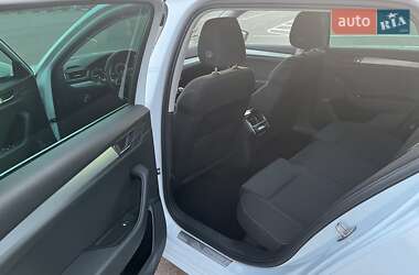Универсал Skoda Superb 2017 в 