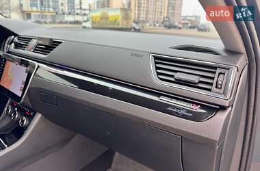 Універсал Skoda Superb 2018 в 
