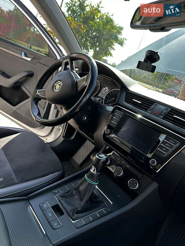 Лифтбек Skoda Superb 2019 в Запорожье