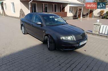 Лифтбек Skoda Superb 2004 в 