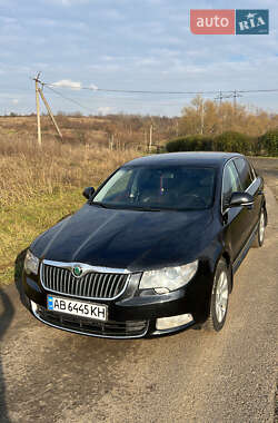 Лифтбек Skoda Superb 2011 в 