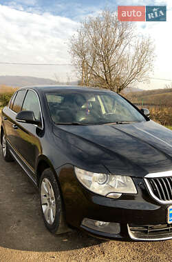 Лифтбек Skoda Superb 2011 в 