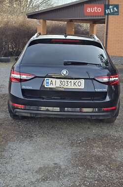 Универсал Skoda Superb 2018 в 