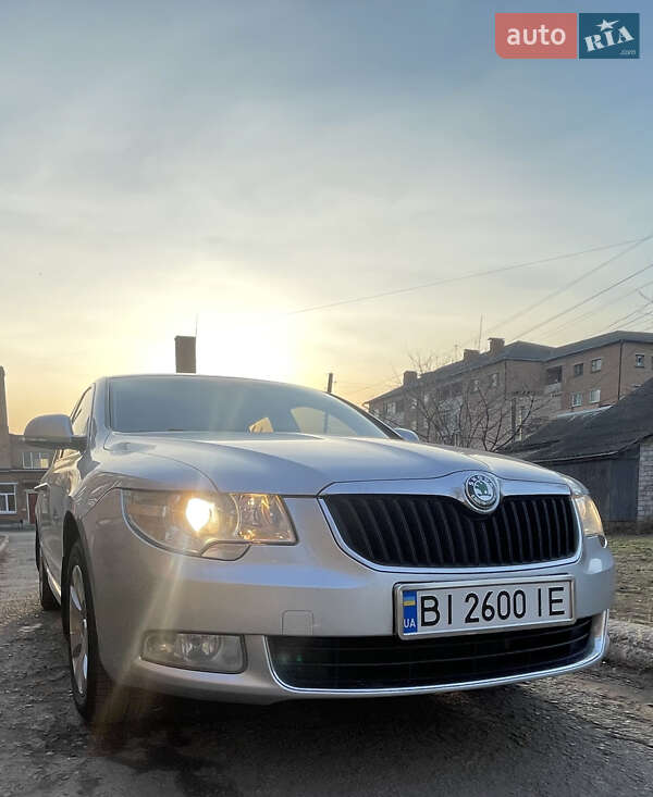 Лифтбек Skoda Superb 2012 в Миргороде