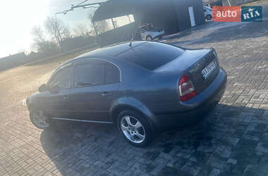 Ліфтбек Skoda Superb 2008 в 