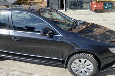 Лифтбек Skoda Superb 2008 в 