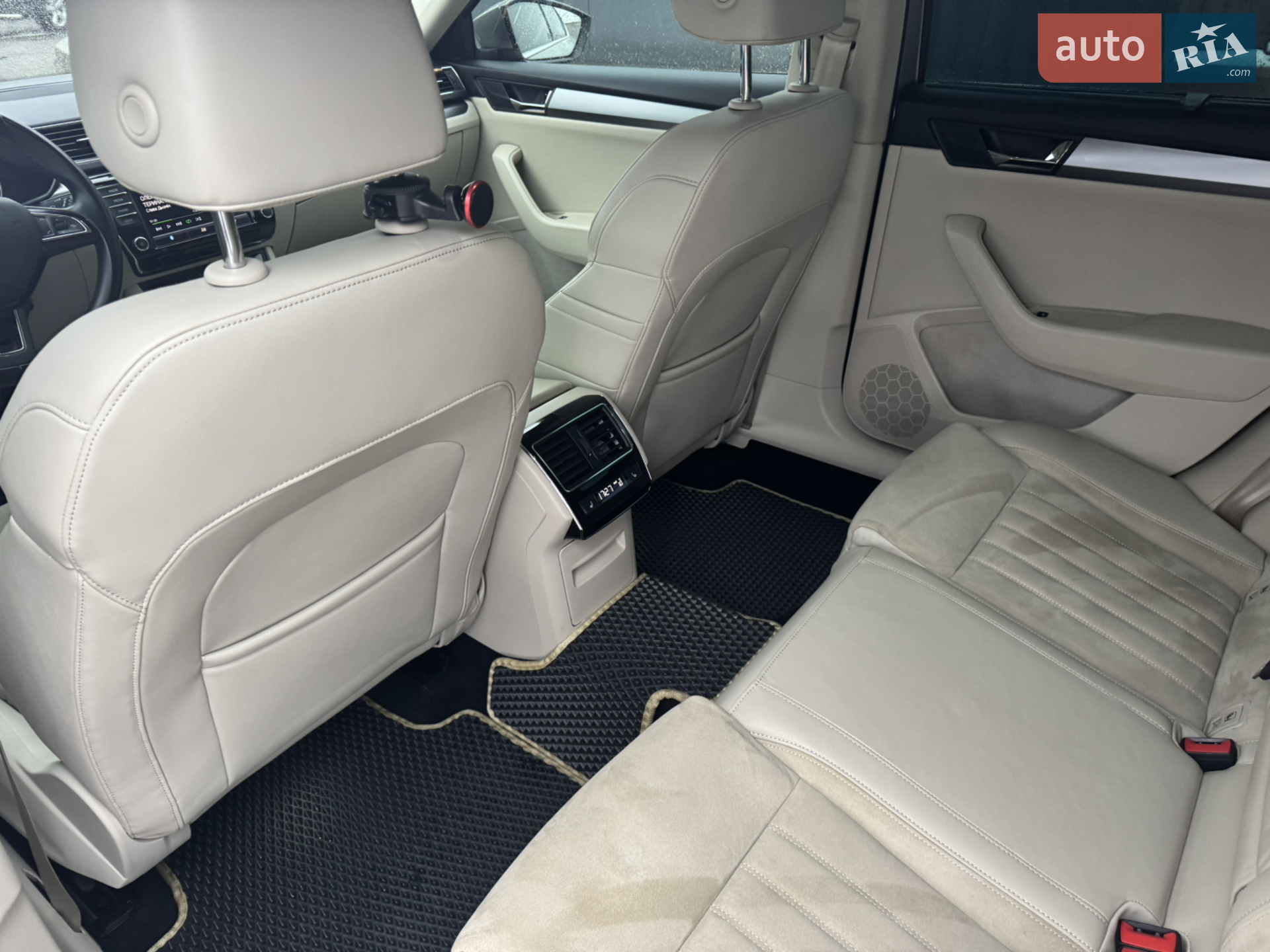 2016 Skoda Superb - мініатюра 22